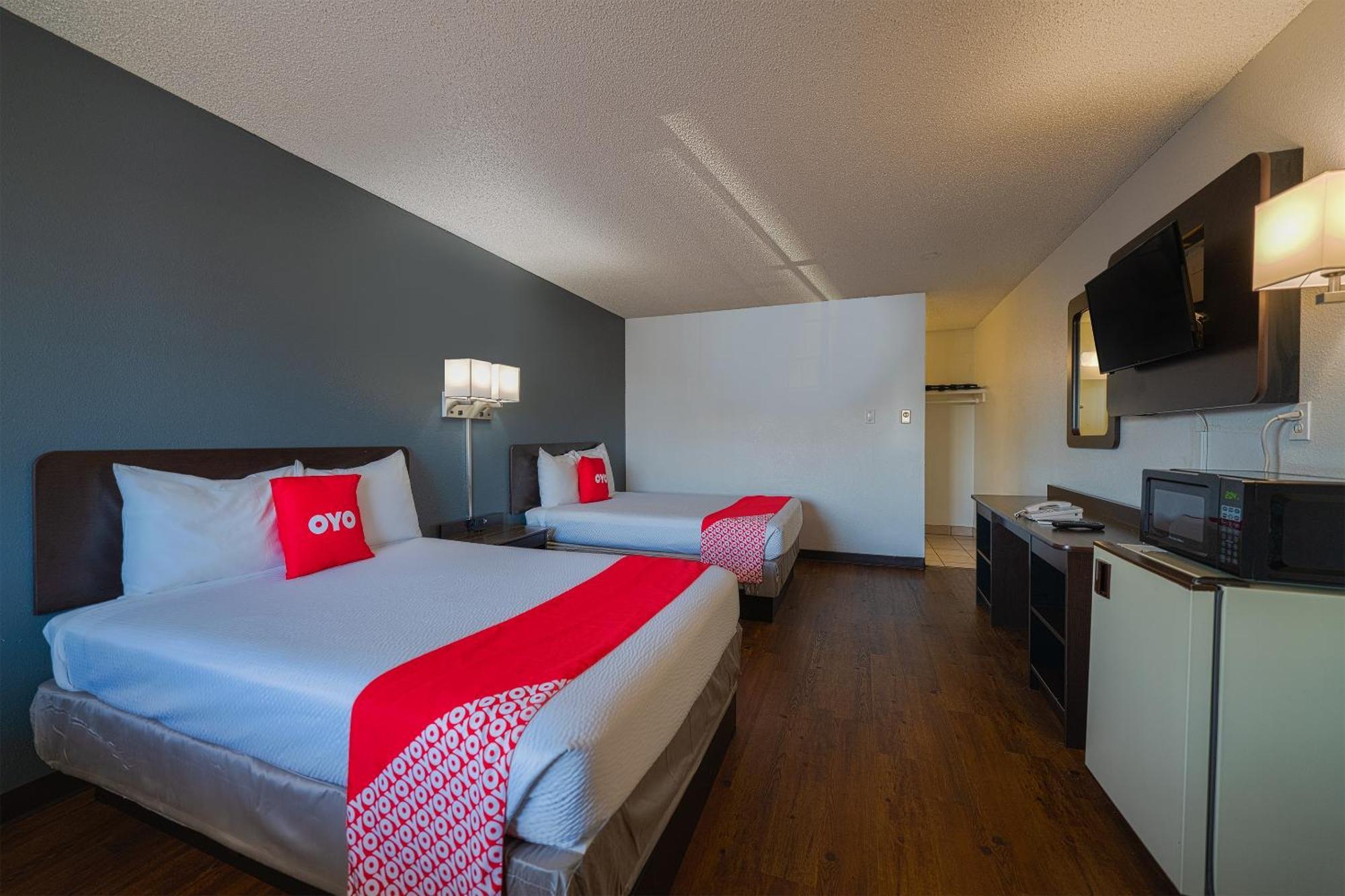 Oyo Hotel St Helens Or Saint Helens Esterno foto