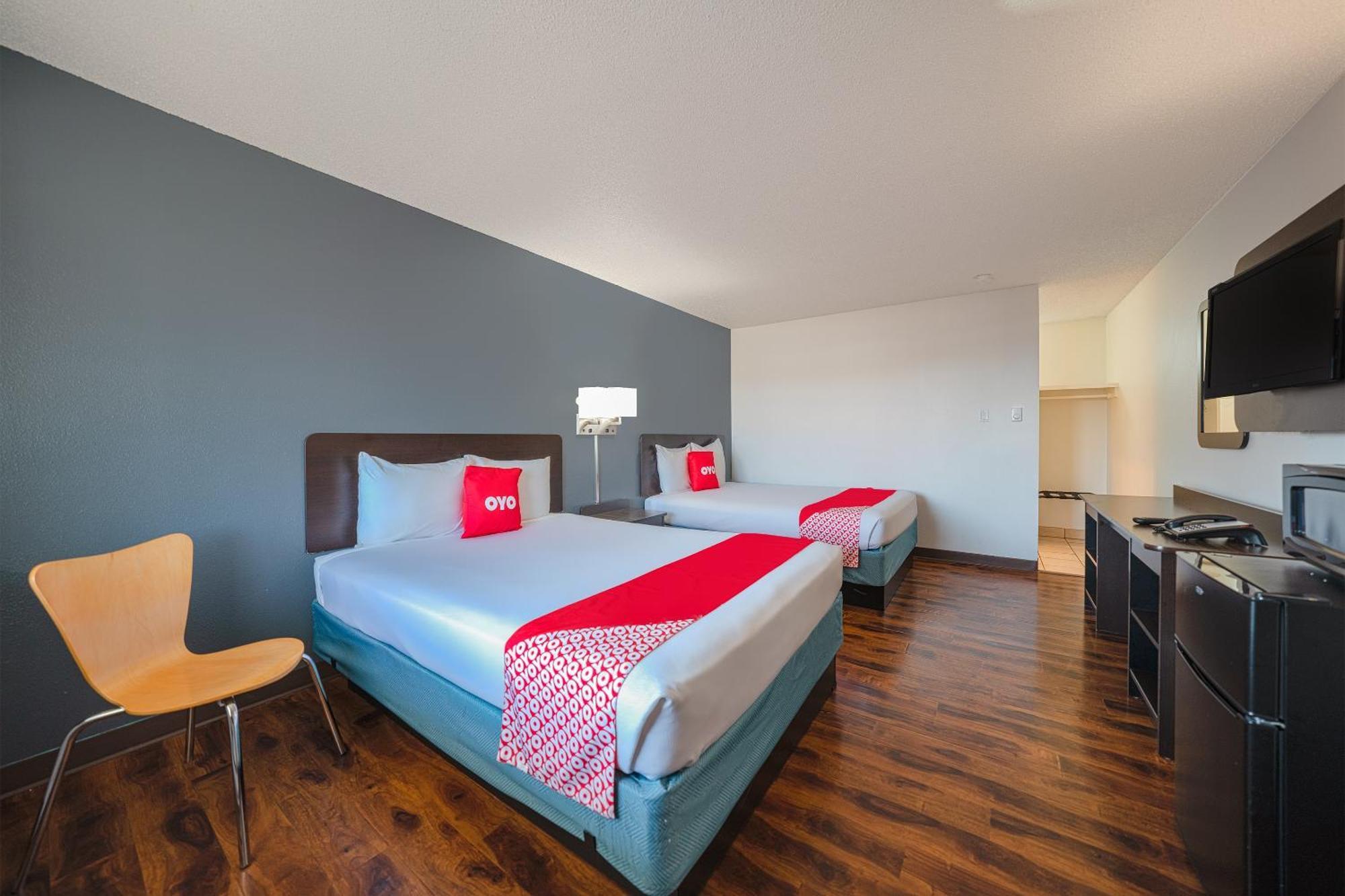 Oyo Hotel St Helens Or Saint Helens Esterno foto